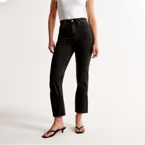 EXTRA SHORT - Abercrombie & Fitch Ultra High Rise Ankle Straight Jean, Size 26/2